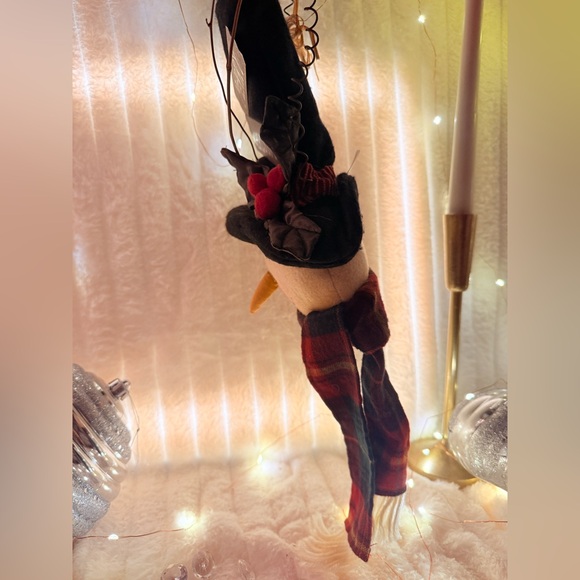 Cute Snowman Hanging Christmas Holiday Decor - Picture 6 of 6